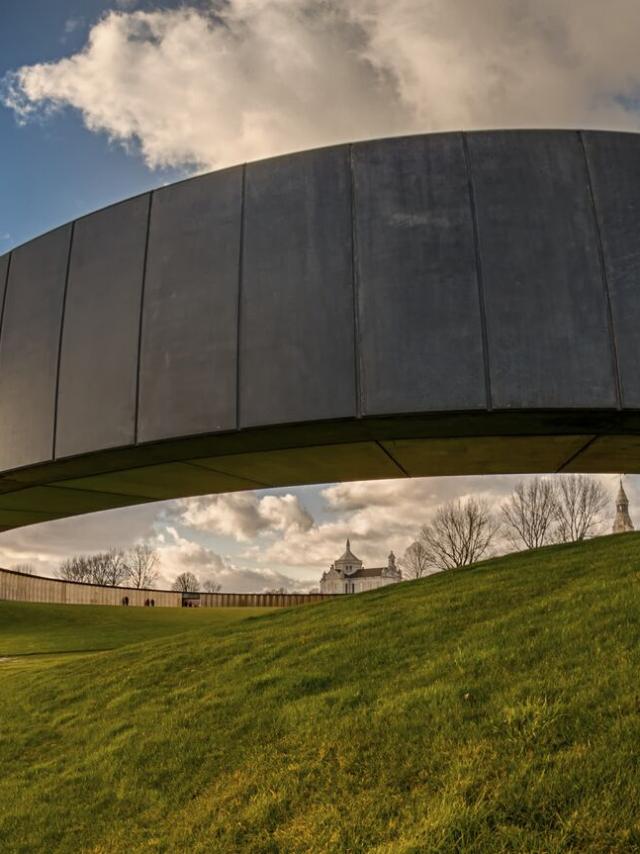 Ablain-Saint-Nazaire _ L'anneau de la mémoire © CRTC Hauts-de-France - Michel Deshayes