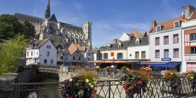 Blick auf die Place du Don und die Kathedrale von Amiens, Nordfrankreich. Copyright: CRTC Hauts-de-France - AS Flament