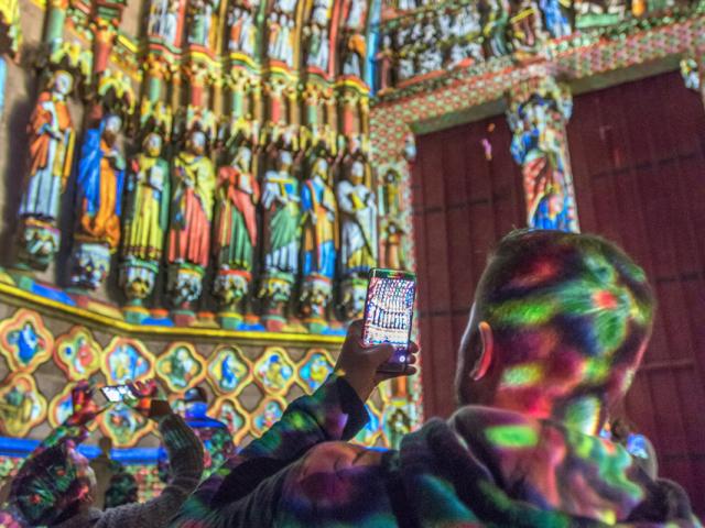 Nordfrankreich, Amiens Spectacle Chroma Cathédrale Notre Dame