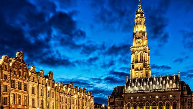 Arras _ Le Beffroi © Office de Tourisme Arras Pays d'Artois - Ama66