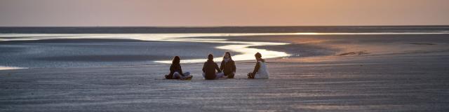 Baie de Somme _ Yoga au milieu de la Baie © CRTC Hauts-de-France - Nicolas Bryant