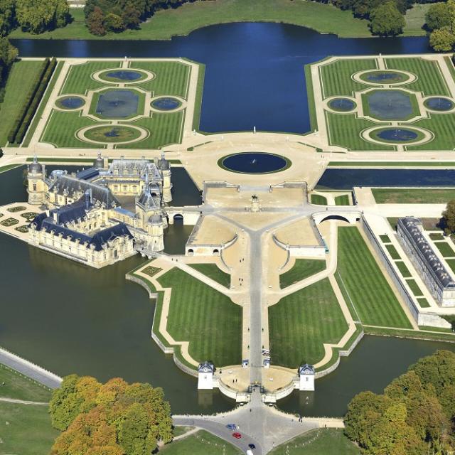 Schloss Chantilly mit Parkanlage, Copyright: CRTC Hauts-de-France - Philippe Frutier