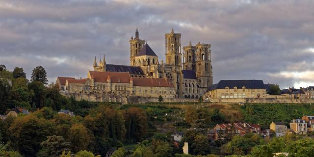 Laon_ Cathédrale Notre-Dame de style gothique © Hemis.fr - René Mattes