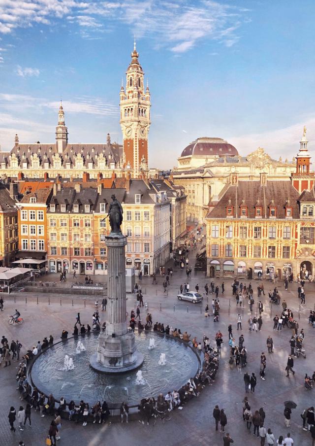 Lille _ Vue de la Grand Place © CRTC Hauts-de-France - Stéphanie Gheearert