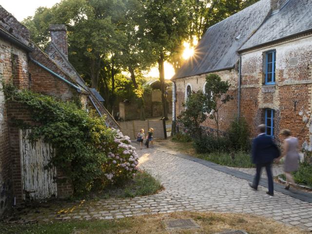 Montreuil Sur Mer Vue Rue©crtc Hauts De France Benoît Guilleux (01)