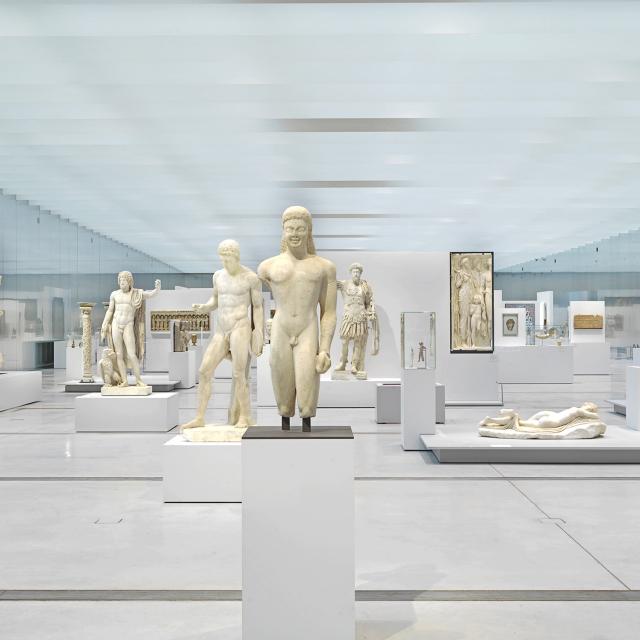 Skulpturenausstellung im Kunstmuseum Louvre-Lens in Lens, Copyright: Philippe Chancel