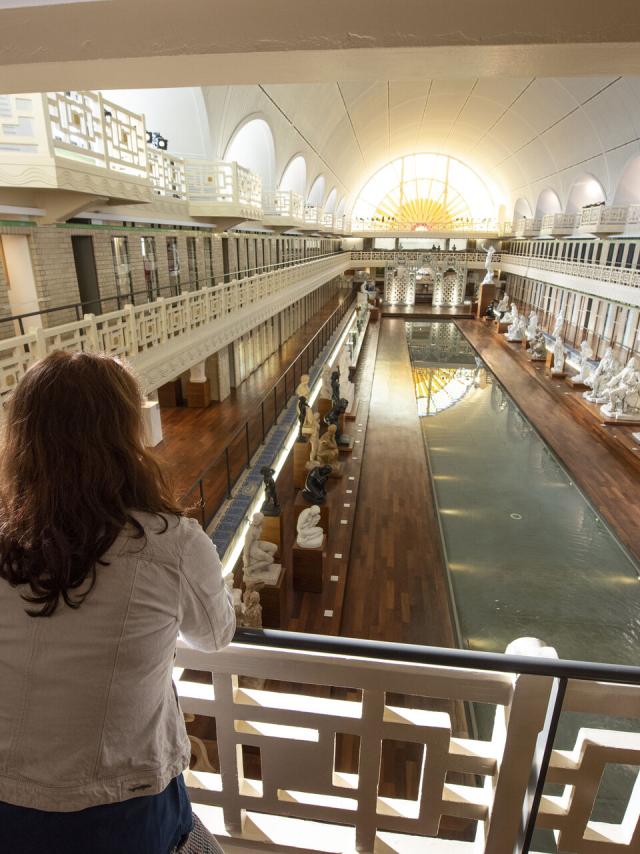 Roubaix _ Musée La Piscine _ le bassin des sculptures © CRTC Hauts-de-France - Benjamin Teissedre