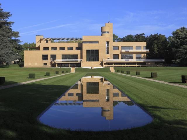 Croix La Villa Cavrois vue d'extérieur © Centre Des Monuments Nationaux - Jean-Luc Paillé