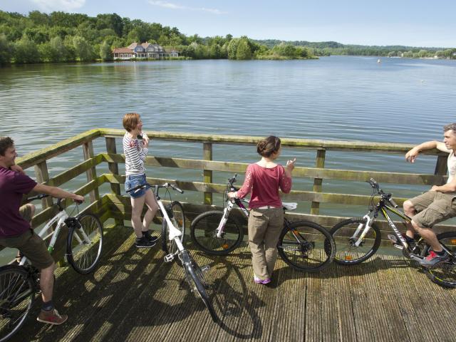 Chamouille_Le Lac de l'Ailette_Voie verte cyclable © CRTC Hauts-de-France - Anne-Sophie Flament