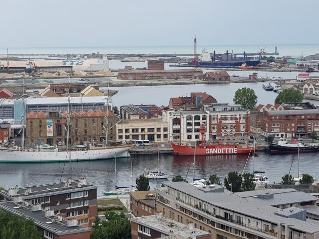 Dunkerque _ Port vue du Beffroi Saint-Eloi © CRTC Hauts-de-France - Maxime Truffaut