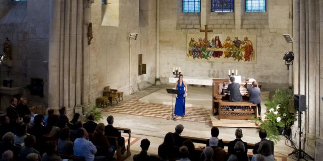 Saint-Jean-aux-Bois_Festival des forets_aubade julie cherrier soprano et denis comtet orgue© CRTC Hauts-de-France-Anne-Sophie Flament