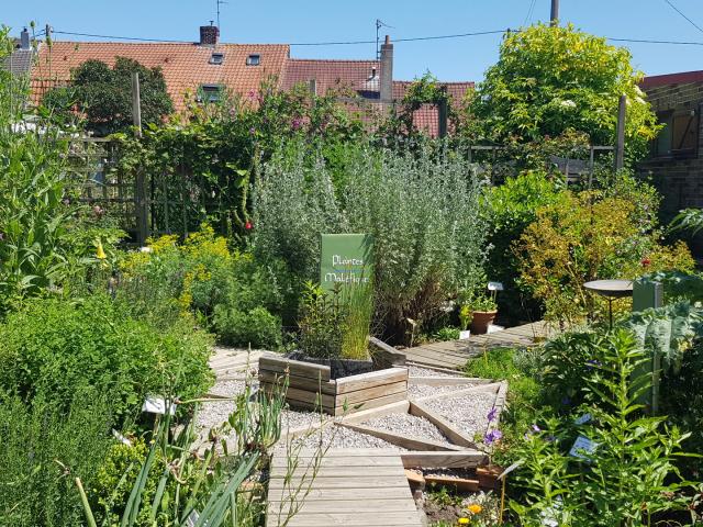 Esquelbecq_Jardin du Pentacle©CRTC Hauts de France – Maxime Truffaut