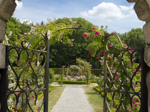 Nordfrankreich_roseraie de chaalis, fontaine chaalis©CRTC Hauts-de-France – Anne-Sophie Flament