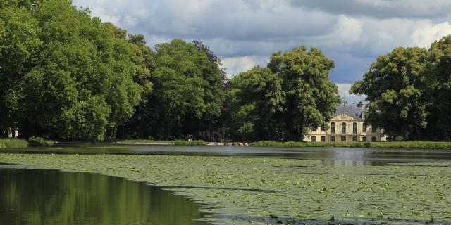 Nordfrankreich_Oise_Ermenonville_ Parc jean jacques Rousseau © Hauts-de-France Tourisme _ Anne-Sophie Flament