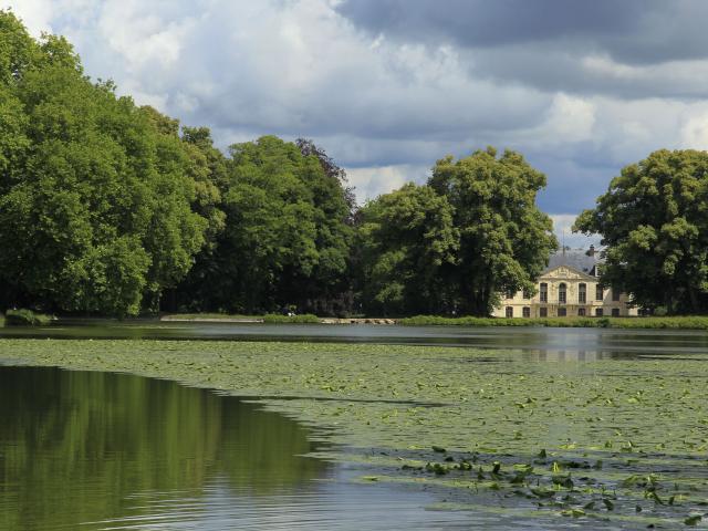 Nordfrankreich_Oise_Ermenonville_ Parc jean jacques Rousseau © Hauts-de-France Tourisme _ Anne-Sophie Flament