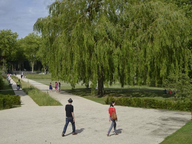 Croix_Parc Mallet Stevens ©Thibault Libbrecht - Ville de Croix