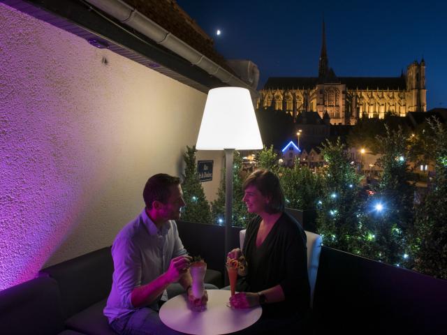 Nordfrankreich , Amiens couple au Nelson Bar