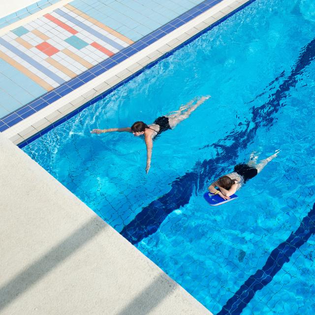 Piscine art déco Roger Salengro de Bruay-la-Buissière.