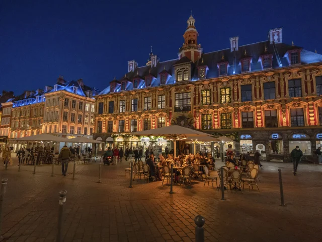 Lille Terrasses Illuminées De La Grand Place Crt Hauts De France Nicolas Bryant