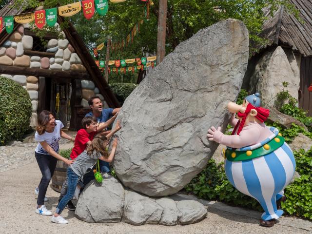 Parc Asterix Personnages © S Cambon - Parc Astérix