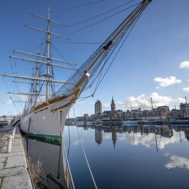 Dunkerque Bateau La Duchesse Anne Hauts De France Tourisme Nicolas Bryant